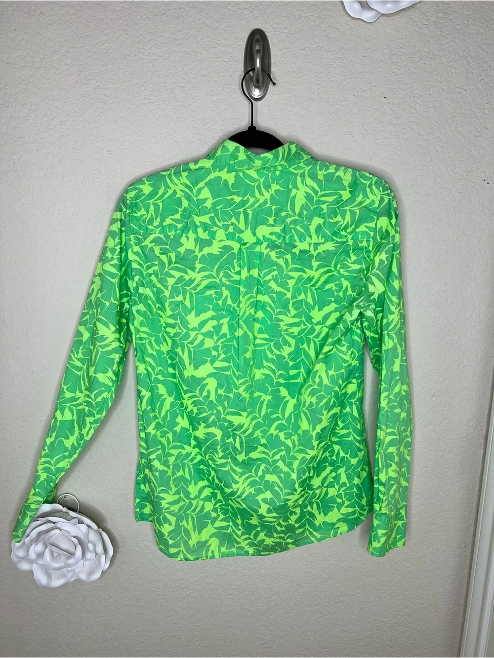 NTM: J.Crew Boy Shirt Tropical Floral Polynesian Green Button Down Size 4